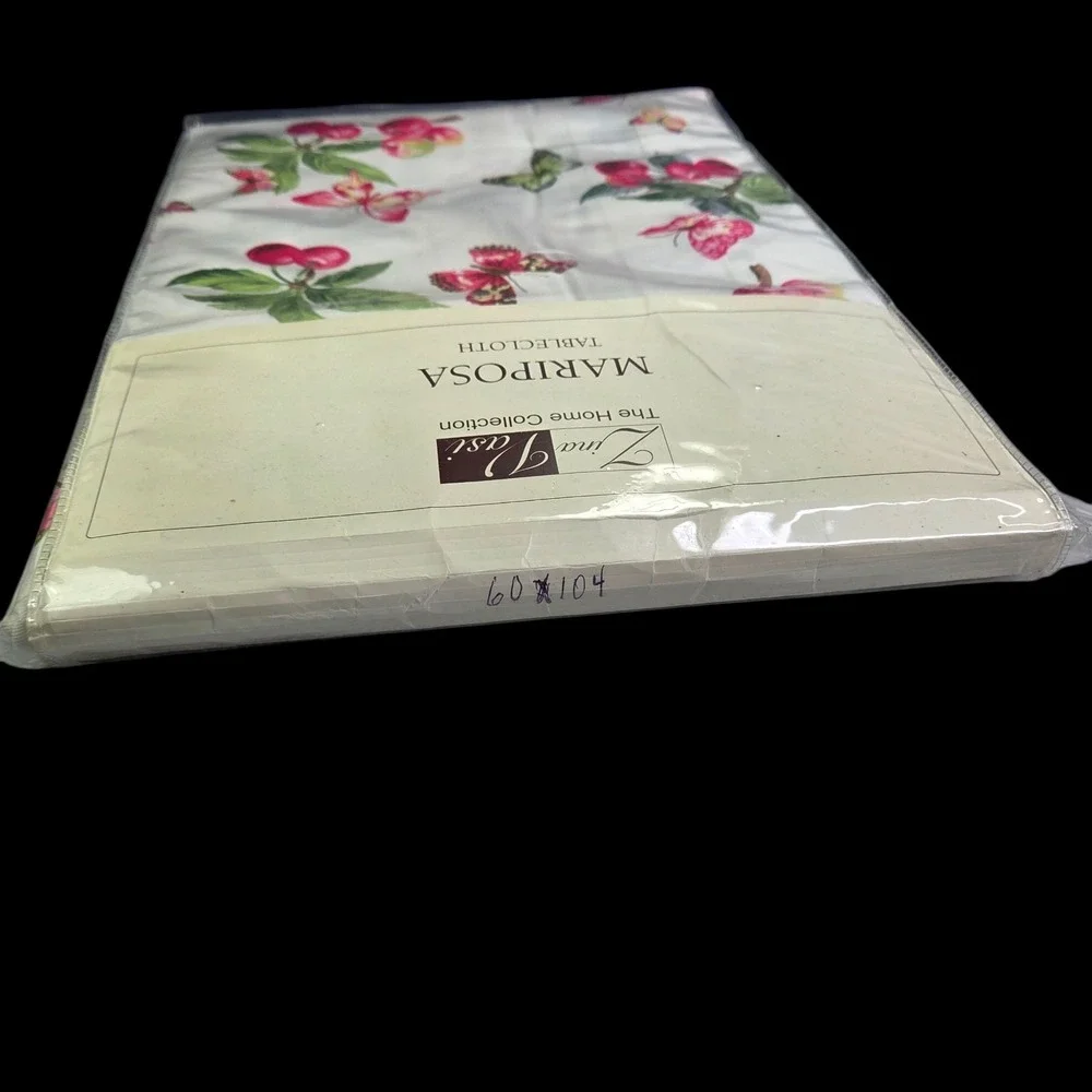 Cherries Butterfly Tablecloth 60 x 104 Oblong Summer Spring Red Cherry Green New